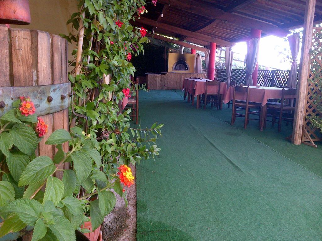 Aia Di Lazzaro Agriturismo Casalbore Ngoại thất bức ảnh